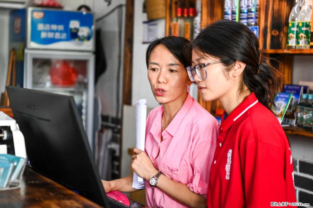 全网追的“扁担女孩”，找了一份暑假工，时薪12元 - 果洛生活资讯 - 果洛28生活网 guoluo.28life.com